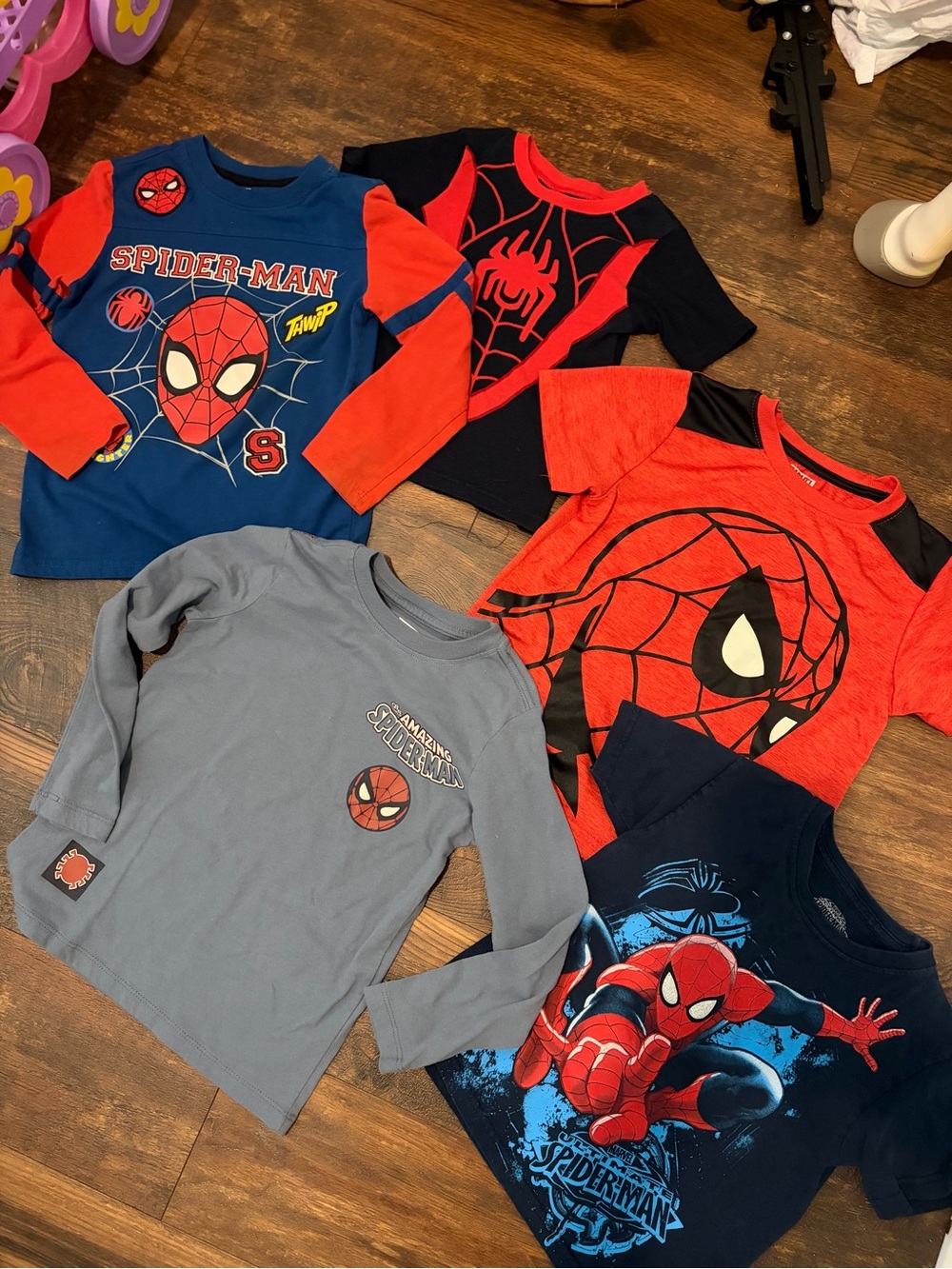 Spiderman Kids Red & Blue Tees - 5 Piece Lot 4/5 one 6